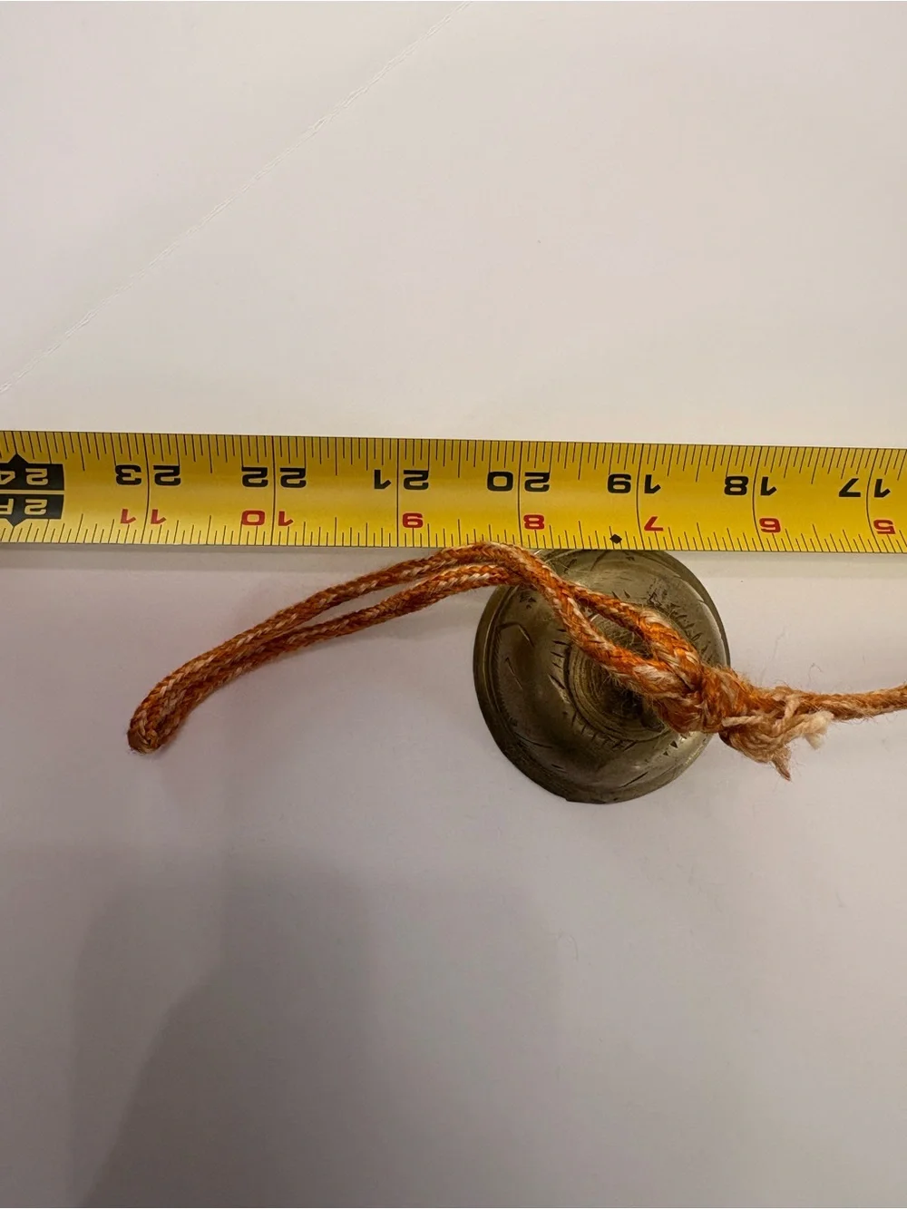 🔔 Vintage Graduated Brass Bells on Rope Garland – Rustic Temple Cow Bells – 24